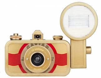 La Sardina &quot;Beluga&quot; Lomography 35mm Film-Kamera