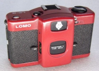 Lomo LC-A Kamera Red