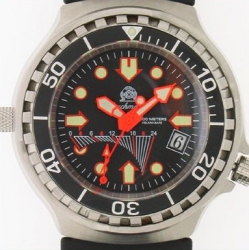 Profi Combat Diver GMT T0077 Tauchmeister beobachten