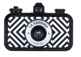 La Sardina &quot;Domino&quot; Lomography 35mm Film-Kamera