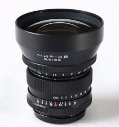 Mir-3V Weitwinkelobjektiv für Mittelformatkameras Kiev 88, Salute