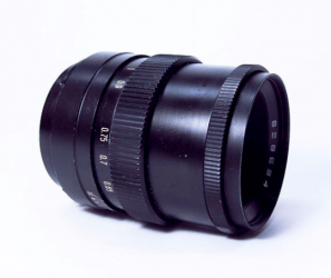 Vega-12b 90mm F2.8 Objektiv für Pentax