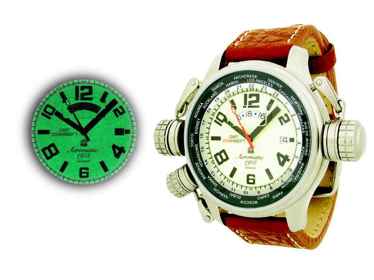 XXL-Pilot DEFENDER "World-Tour" GMT Luminous mit Kronenschutzsystem A1284