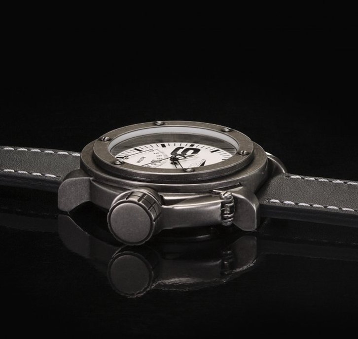 Retrowerk beobachten R010